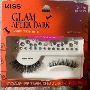 💘💝💖.3. / $15. KISS Glam After Dark Lashes butterflies hearts and pearls opaque.